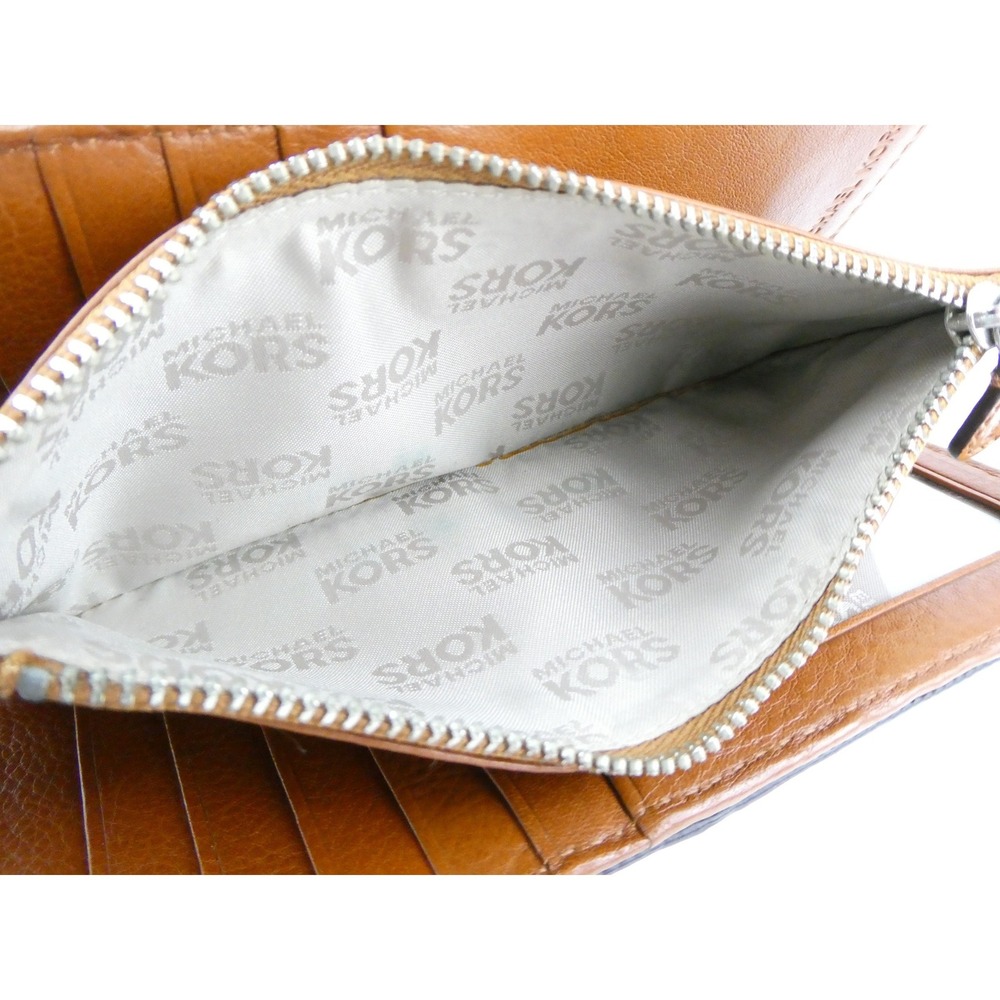 Michael Kors Tan Leather Rivets Bifold Wallet - Picture 10 of 15